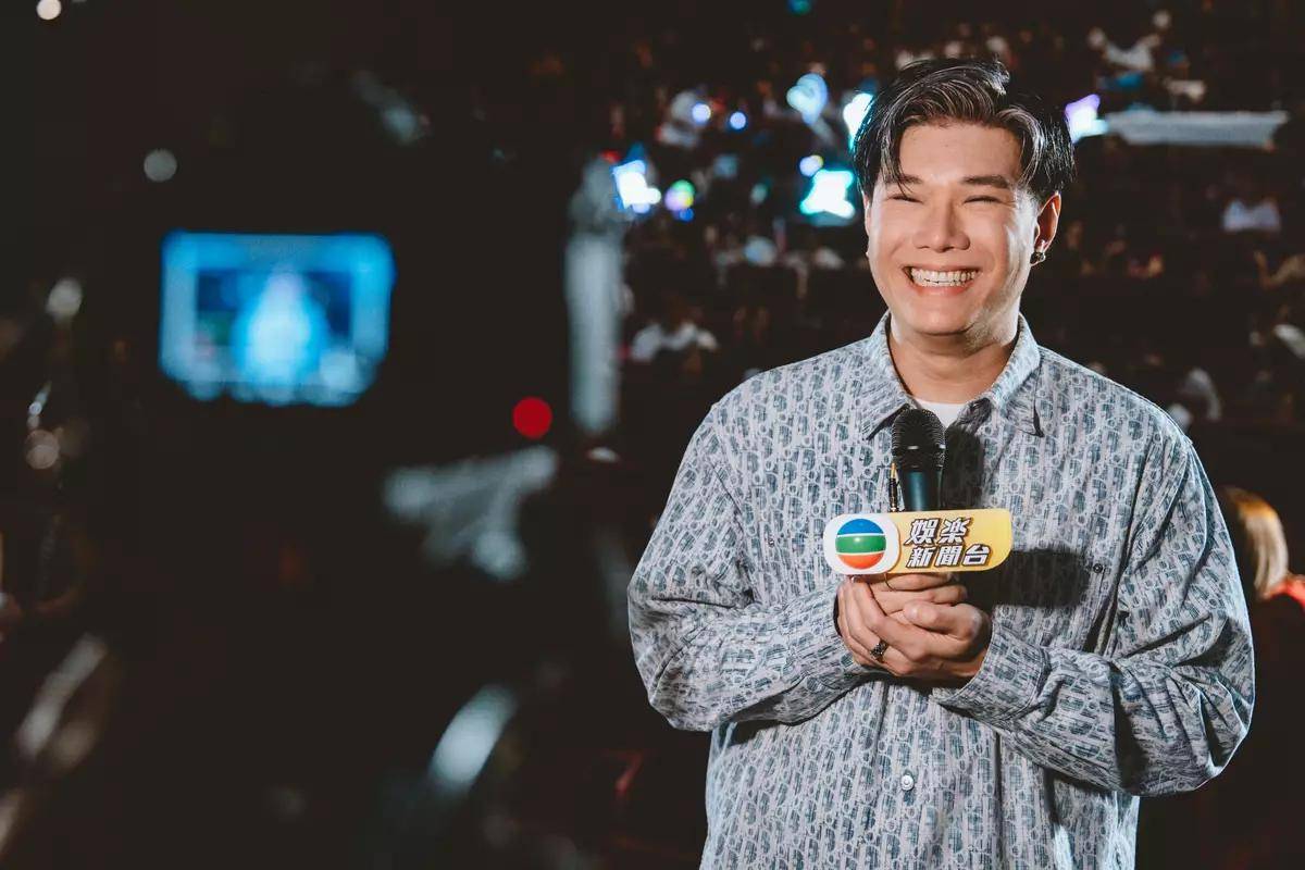 首发限量纯金收藏卡以专属心意回馈歌迷瓦力棋牌试玩《中声3》亚军张与辰全球(图6) 首发限量纯金收藏卡以专属心意回馈歌迷瓦力棋牌试玩《中声3》亚军张与辰全球(图6)